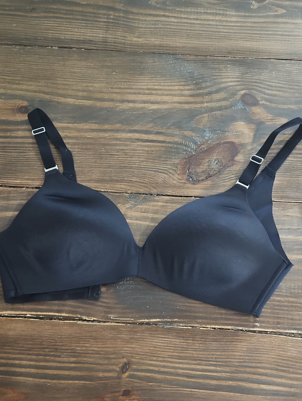 Soma Vanishing Back Wireless Black Bra Size 34C